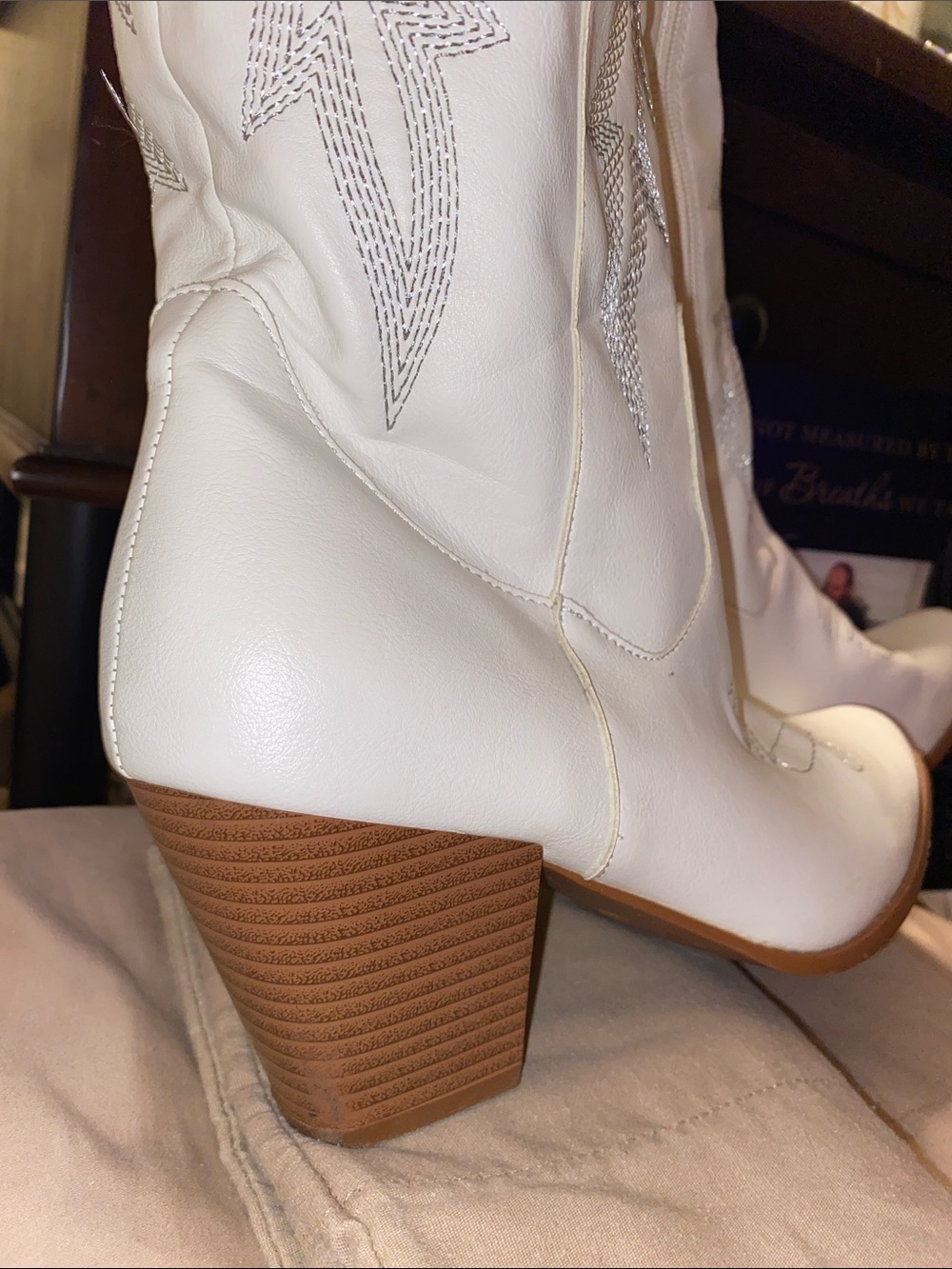 White Embroidered Knee-High Western Boots - Picture 6 of 9